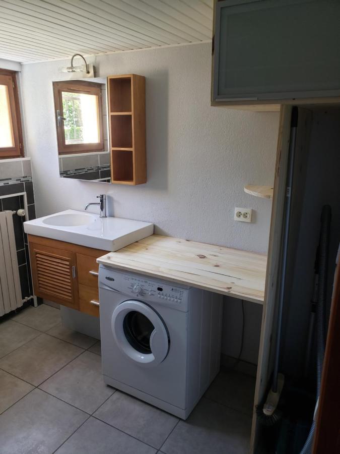 Appartement T2 Chez Seb Et Claire La Bathie Luaran gambar