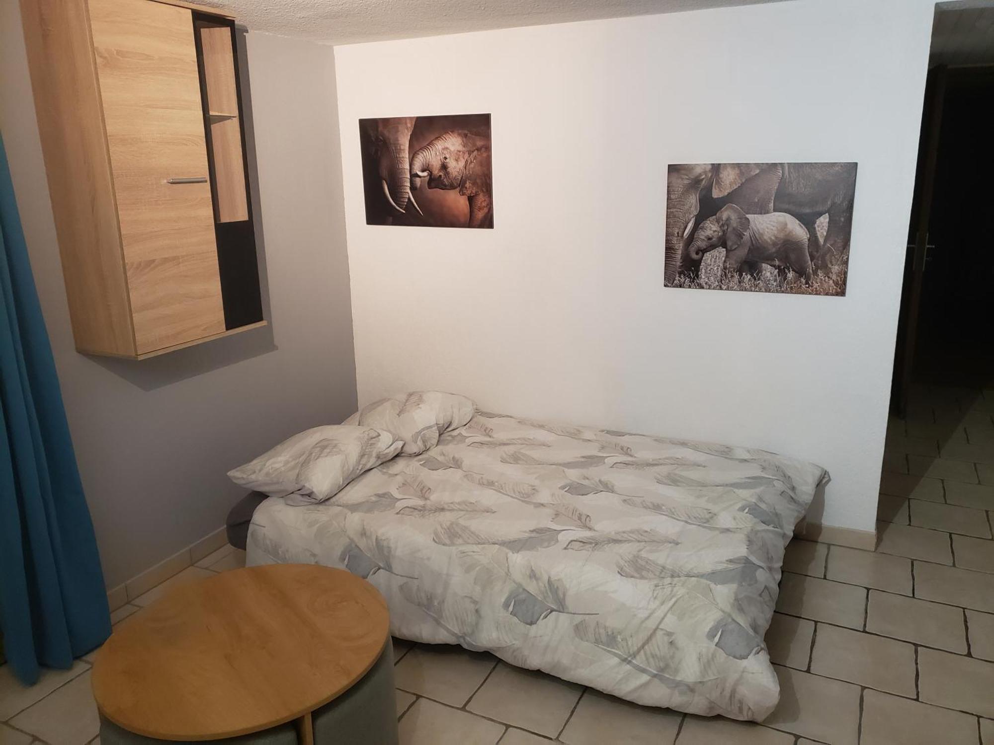 Appartement T2 Chez Seb Et Claire La Bathie Luaran gambar